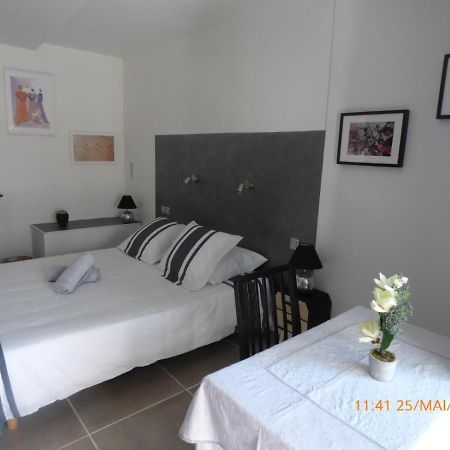 Mas Maurane-Chambre D'Hote Avec Spa Prive Aux Portes D'Arles Тараскон Экстерьер фото